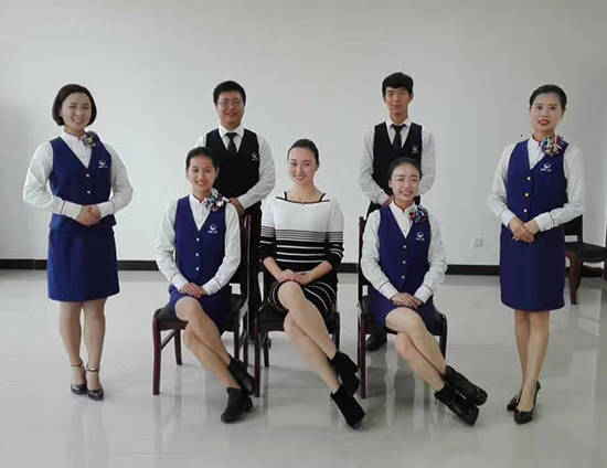 溫情與規(guī)范共舞，蓉城二繞服務(wù)禮儀大賽指導(dǎo)培訓(xùn)圓滿收官